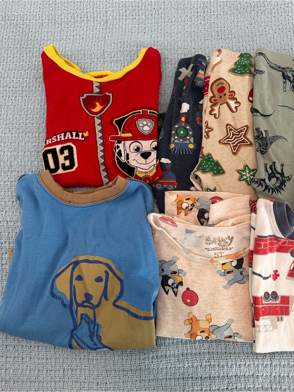 4T pajama bundle - Picture 4 of 6